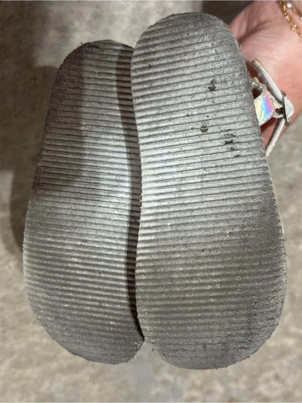 The Children's Place Iridescent Holographic Kids Sandals in Pink and Purple